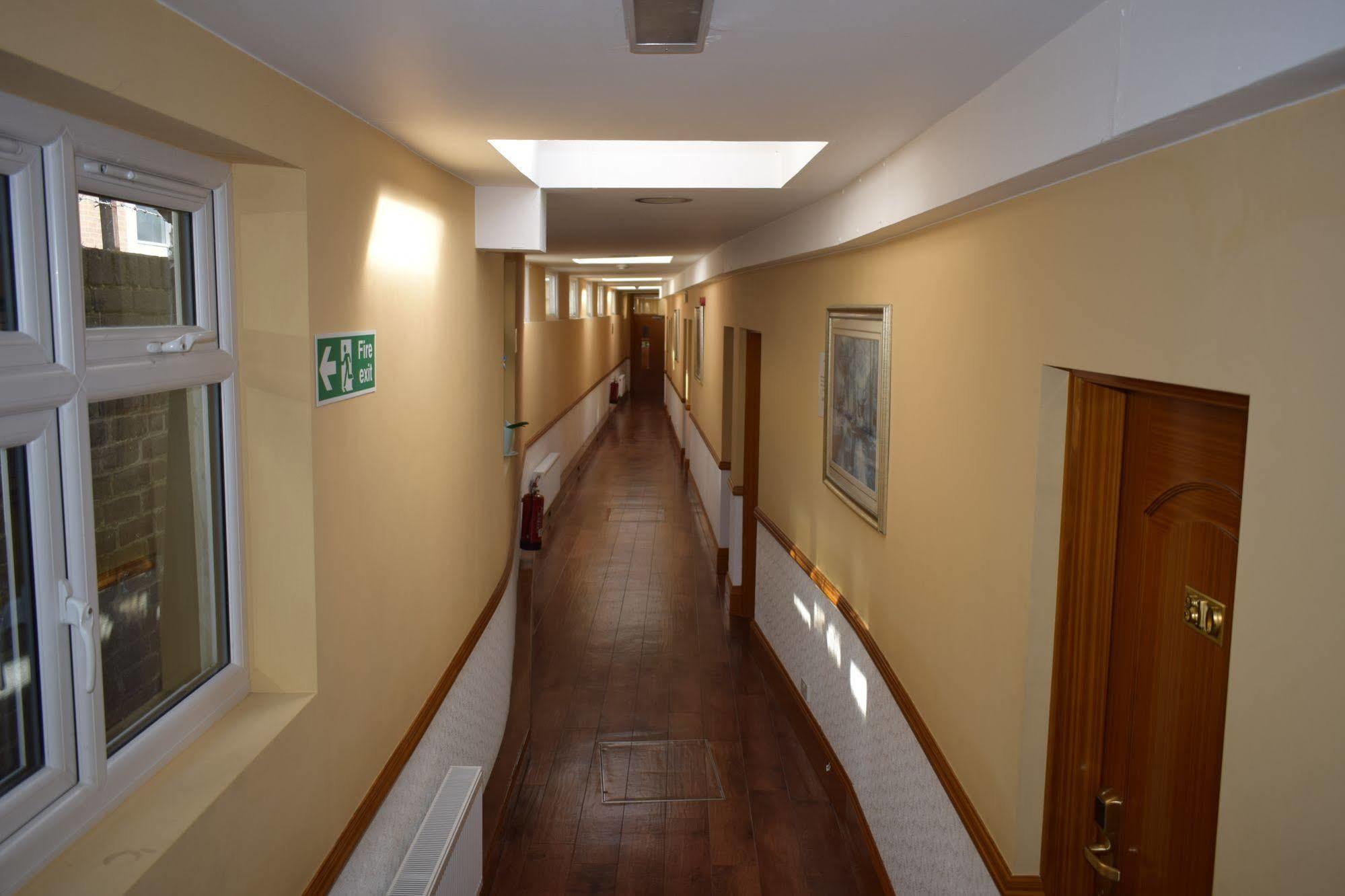 Hotel Leigham Court