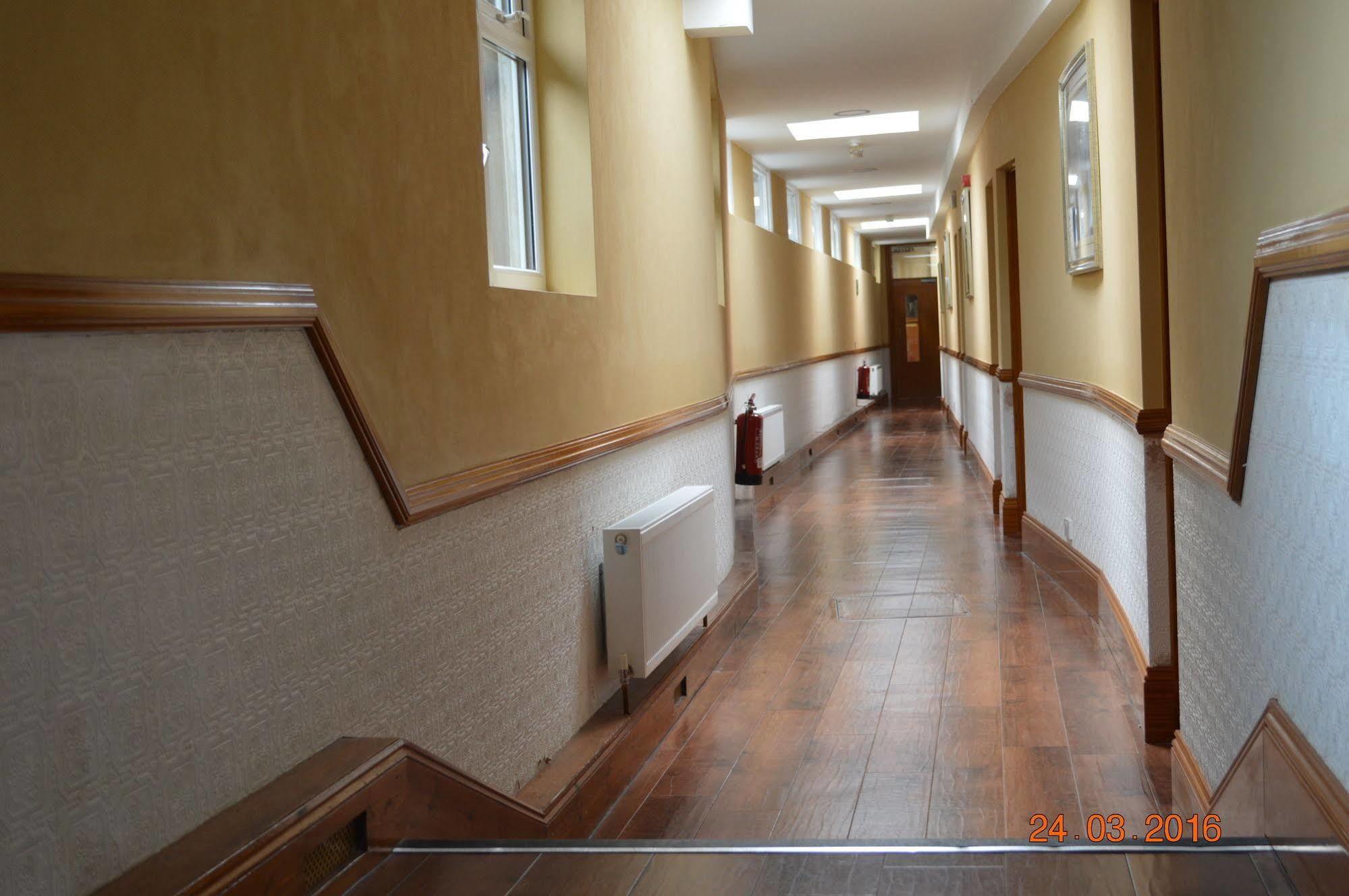 Hotel Leigham Court 2*