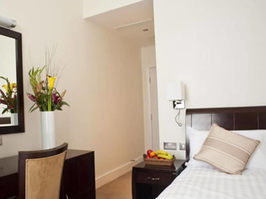 The Kensington Hotel 3*