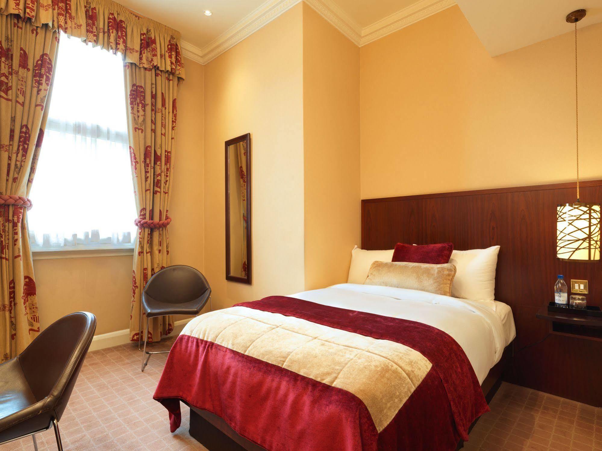 Radisson Blu Hotel, South Kensington - Formerly Vanderbilt 4*