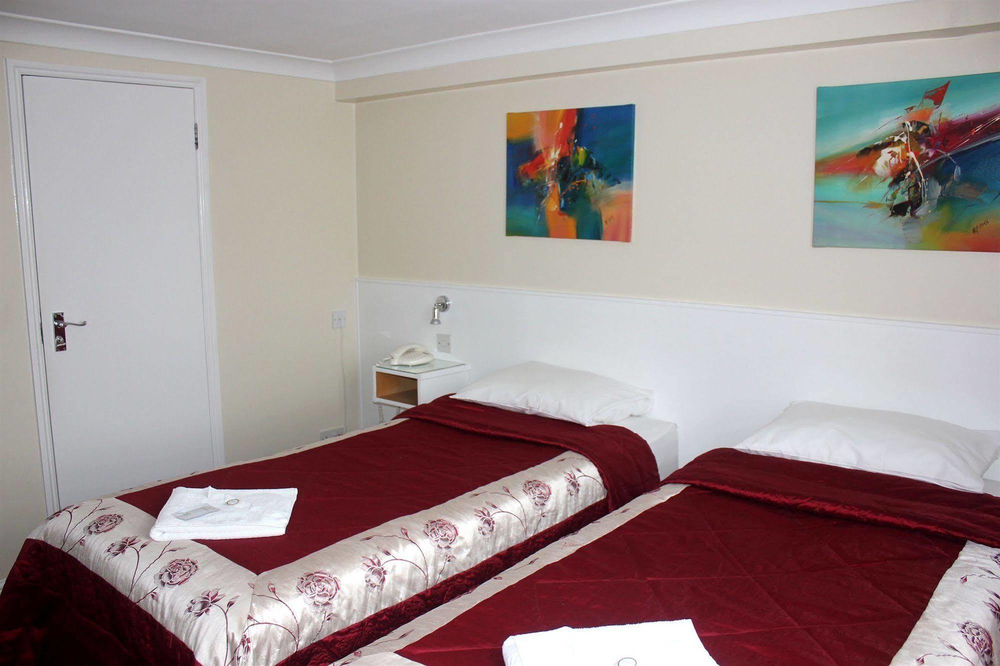 Melbourne House 3* London