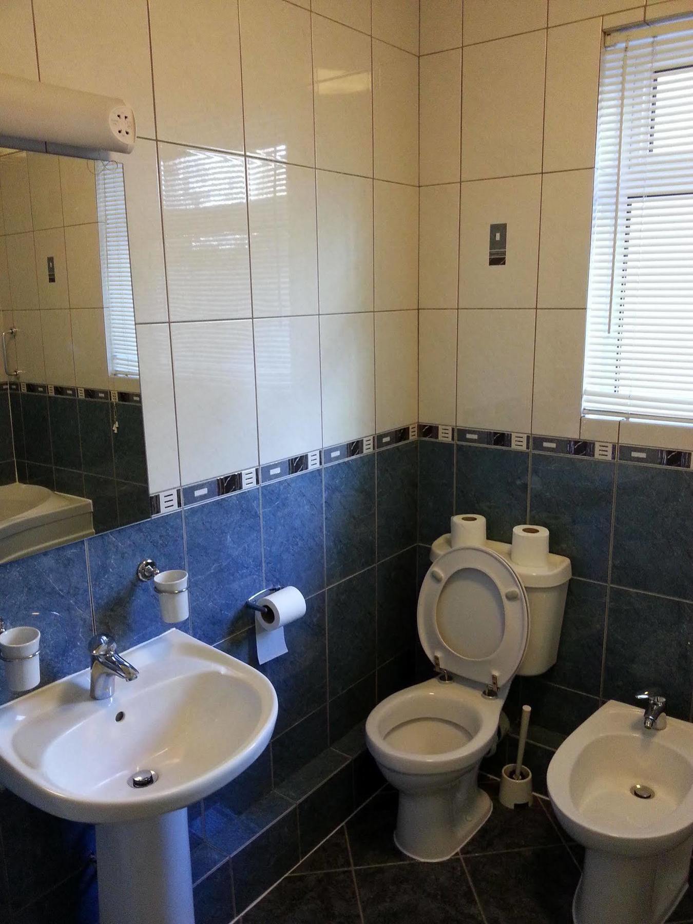 Melbourne House Hotel 3*