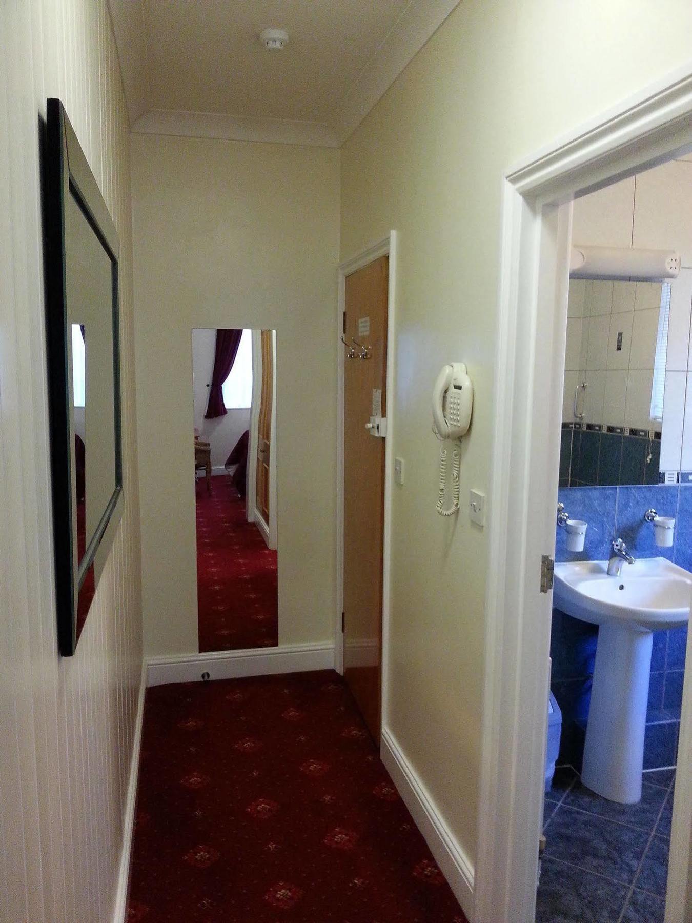 Melbourne House London