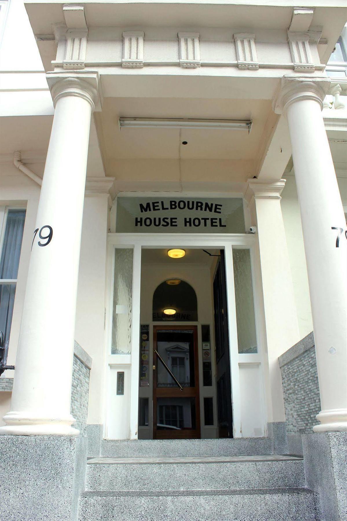 Melbourne House Hotel