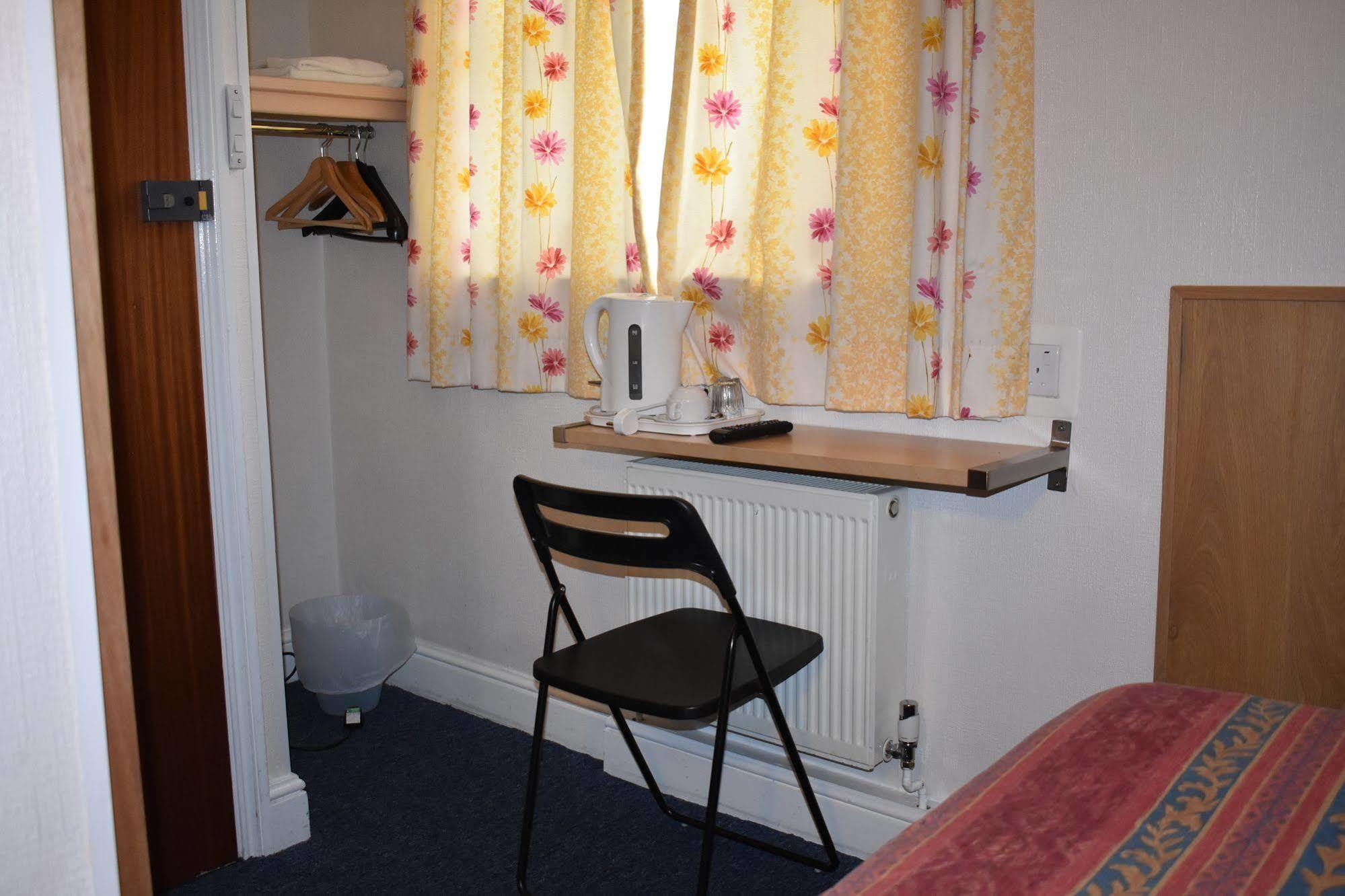 Guest house Macdonald 2*
