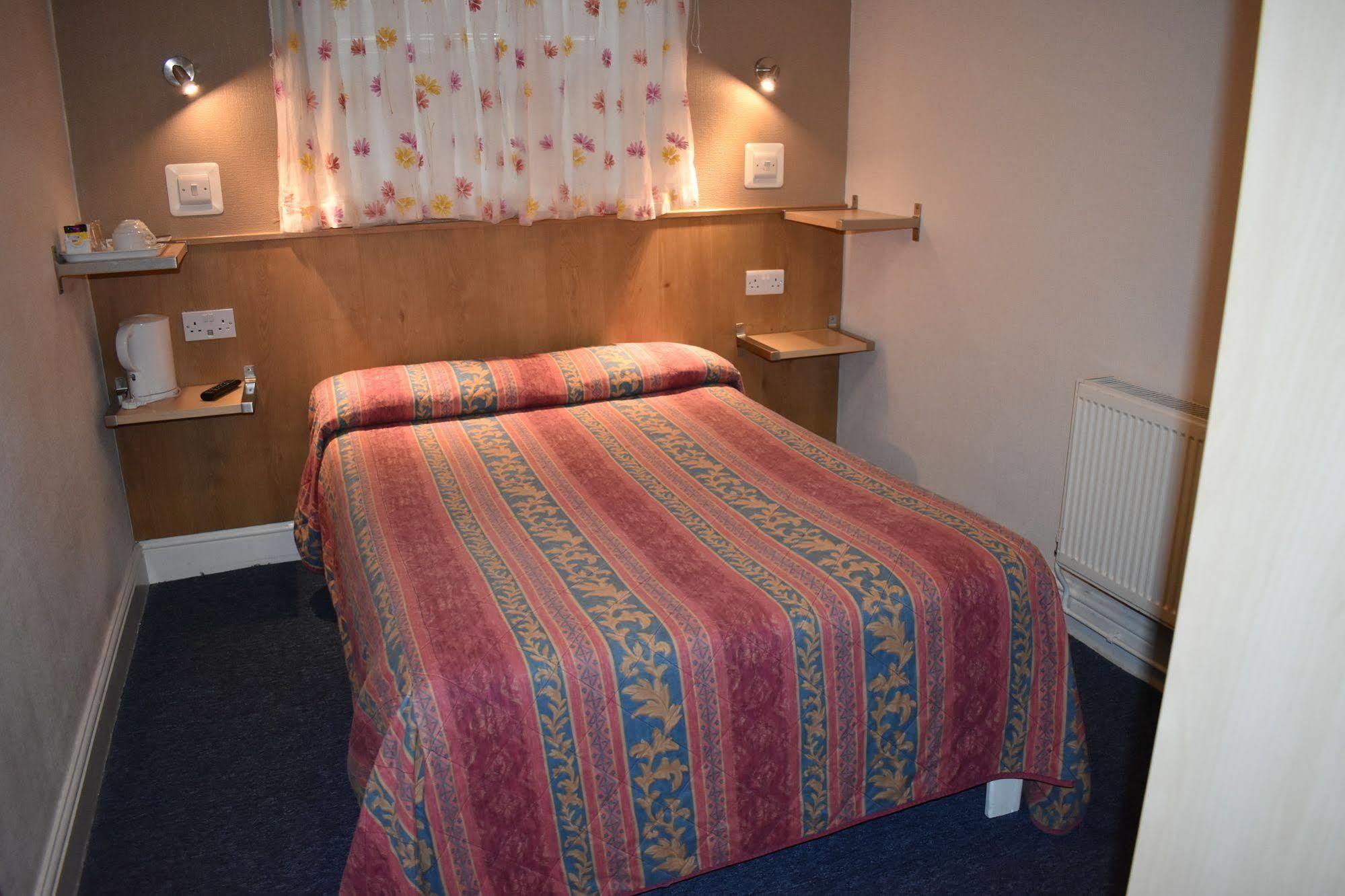 Macdonald Guest house