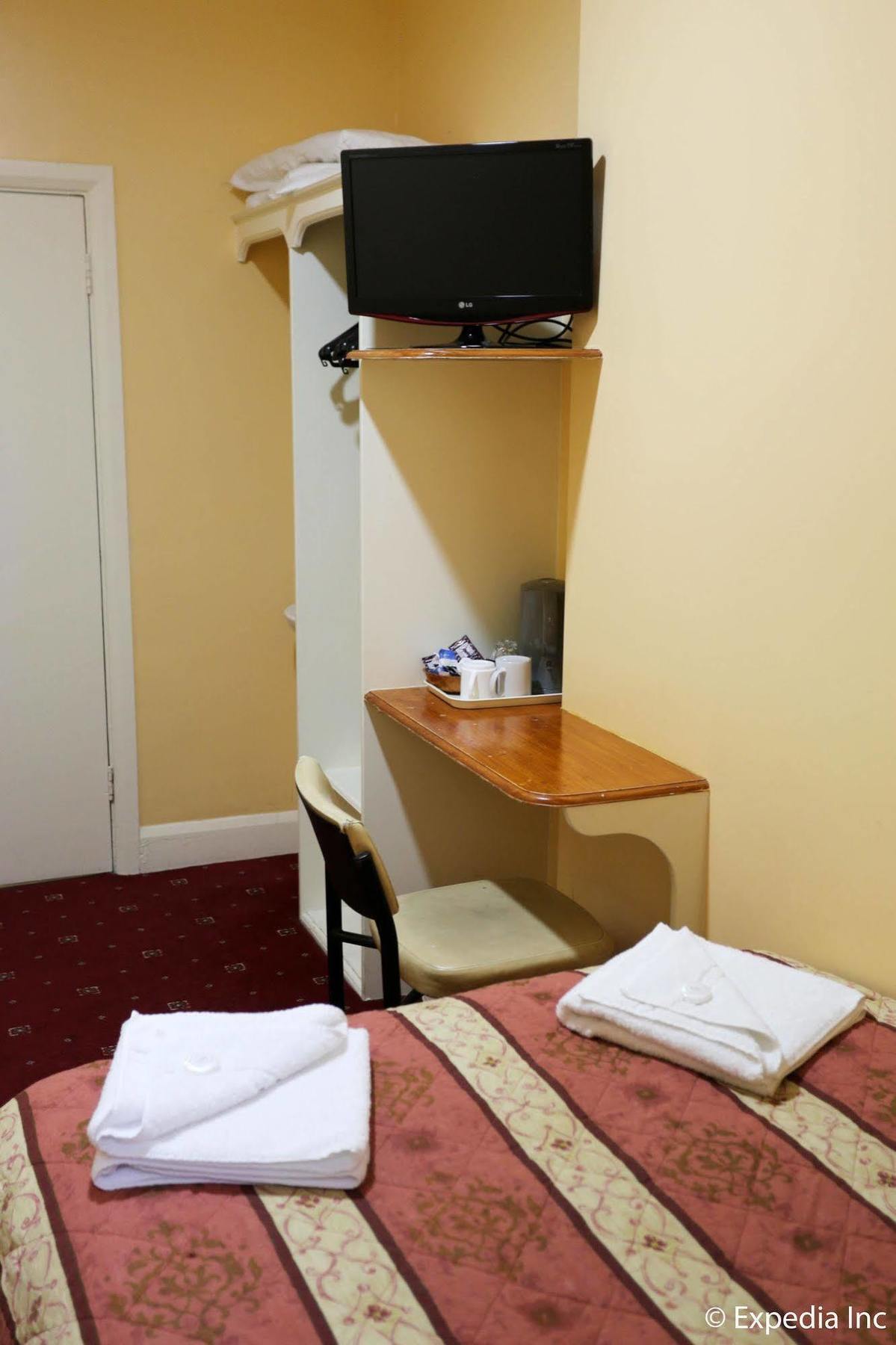 Hotel Jubilee Victoria 3*
