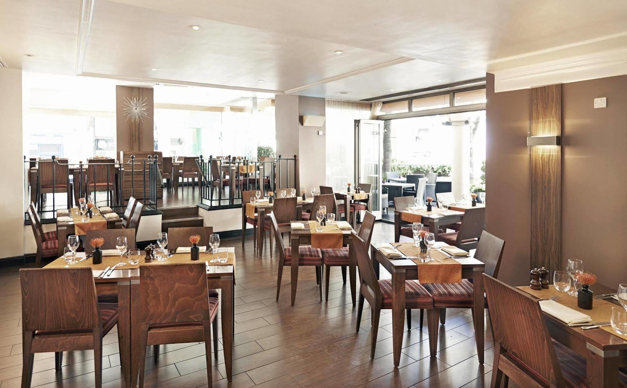 Thistle Trafalgar - Leicester Square Hotel Londen