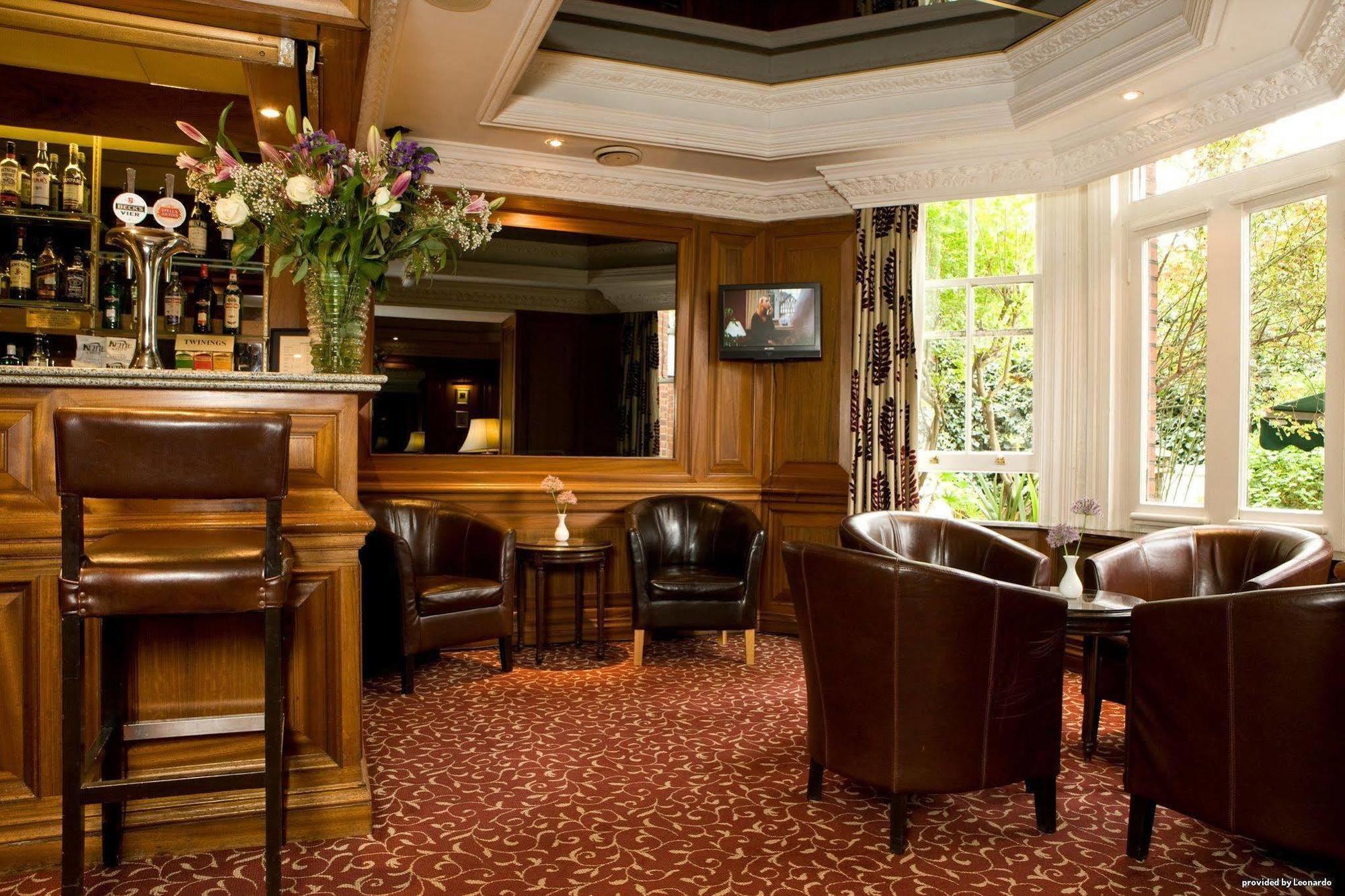 Western Burns Kensington Hotel London