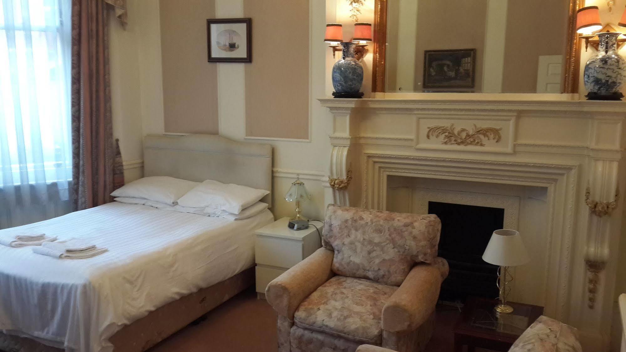 Kensingtoncourt Aparthotel