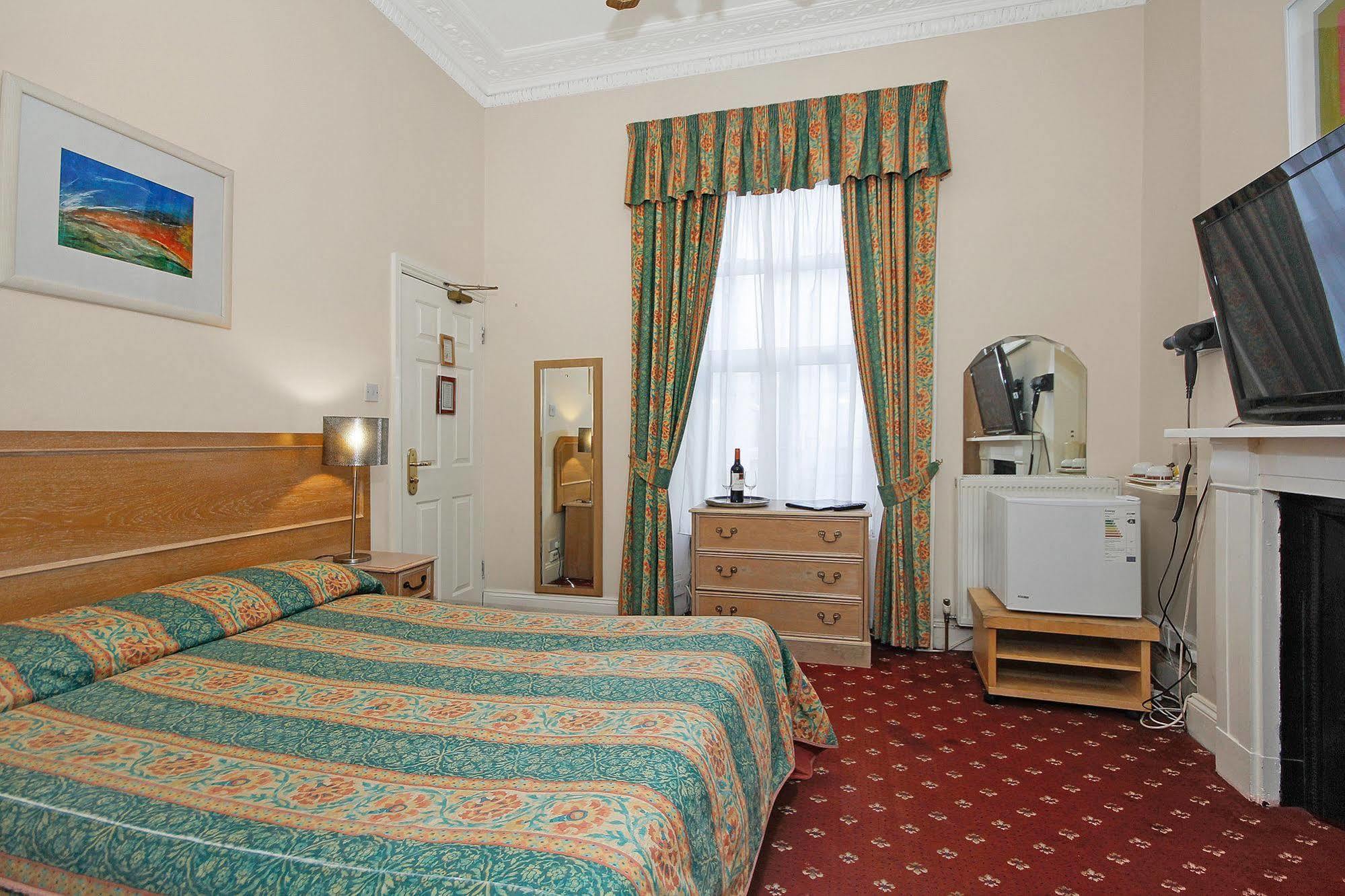 Admiral At Park Avenue Londen