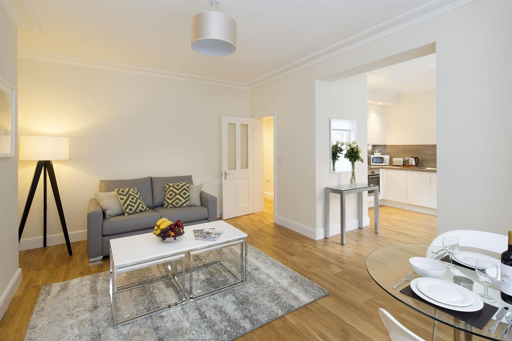 Apartment Hammersmith One London