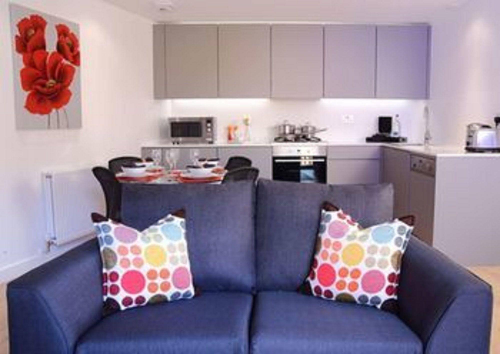 Smart Bridge 4* Londen