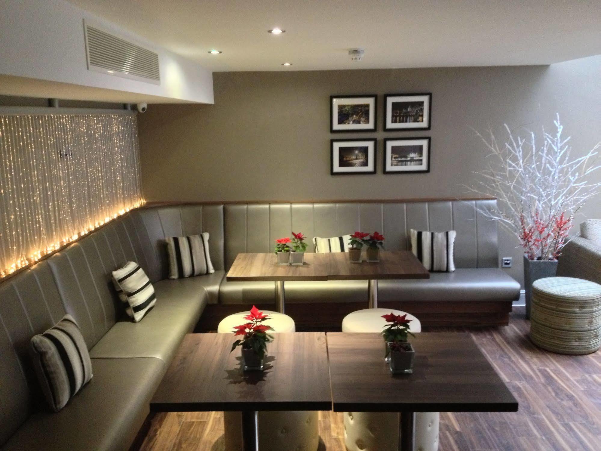 The Belgrave Hotel Londen