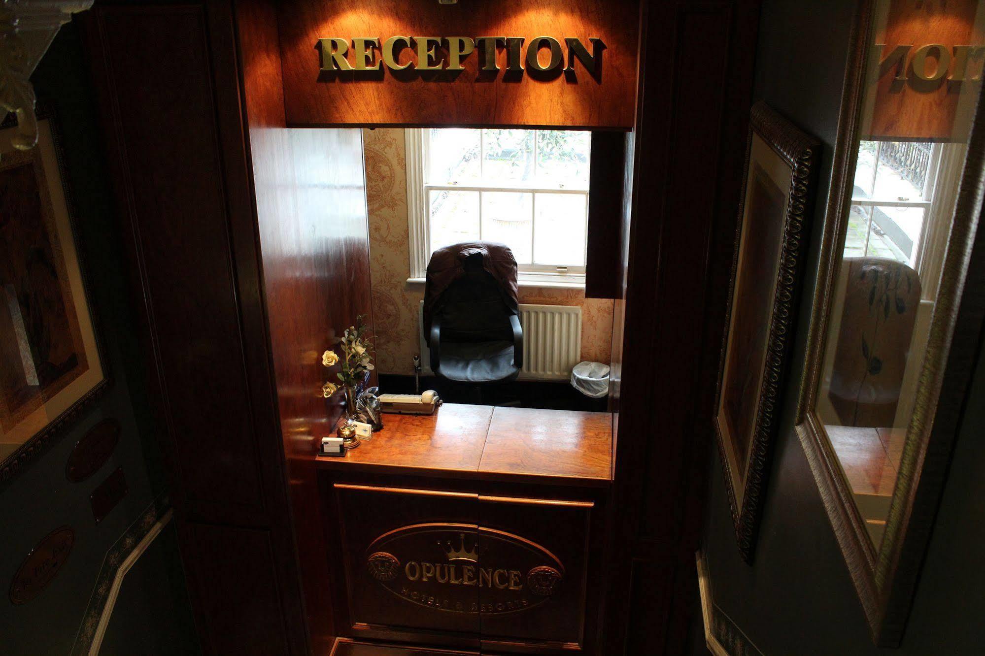 Hotel Opulence