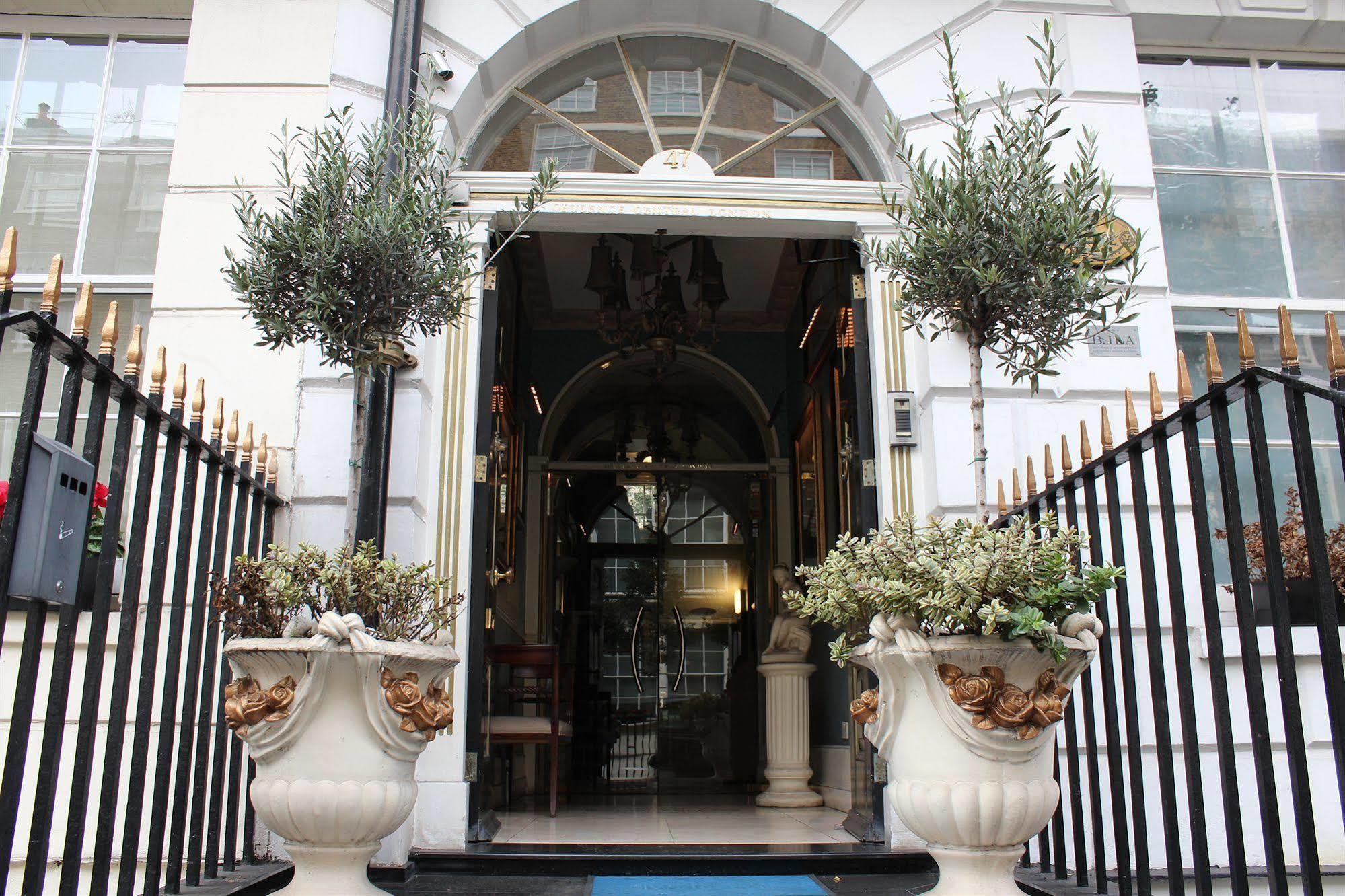 Hotel Opulence