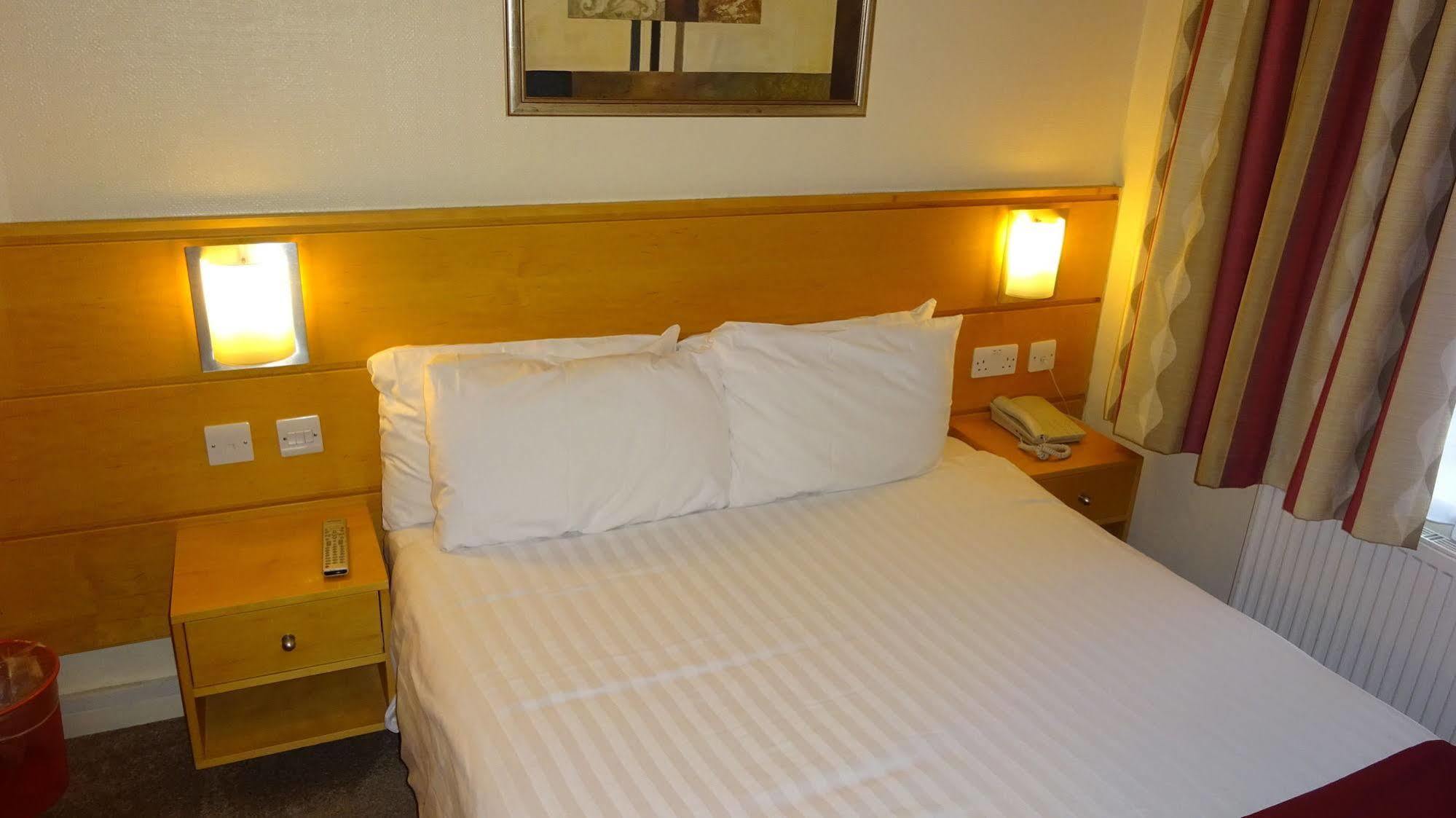 Americana 3* London