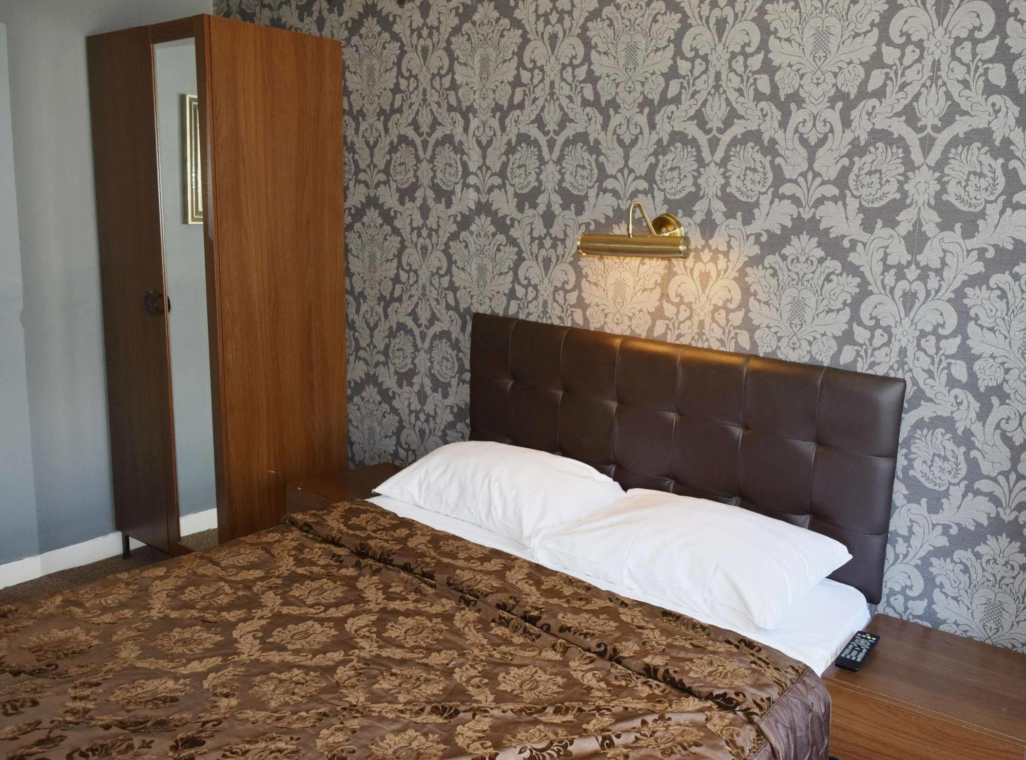 Somerset Baker Street Hotel London