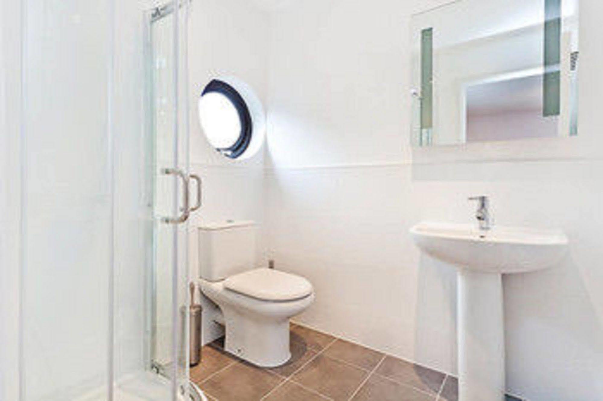 Kings Cross Apartment