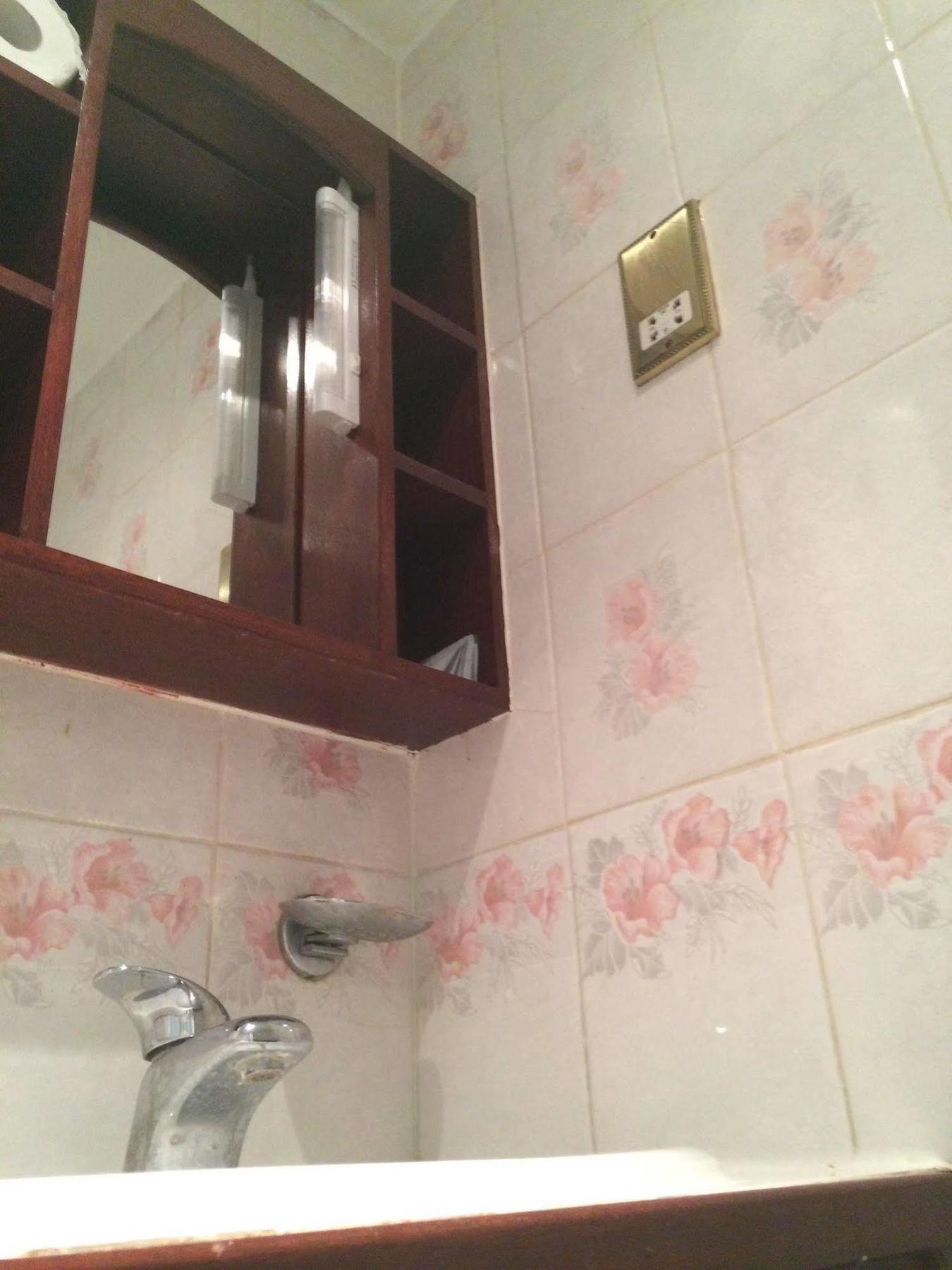 Continental Hotel 2*