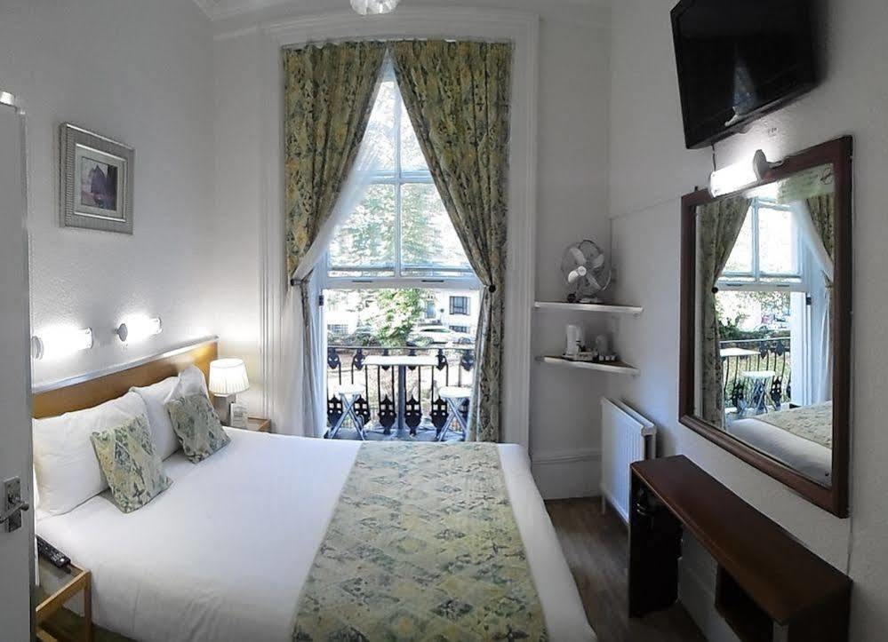 Hotel Falcon London