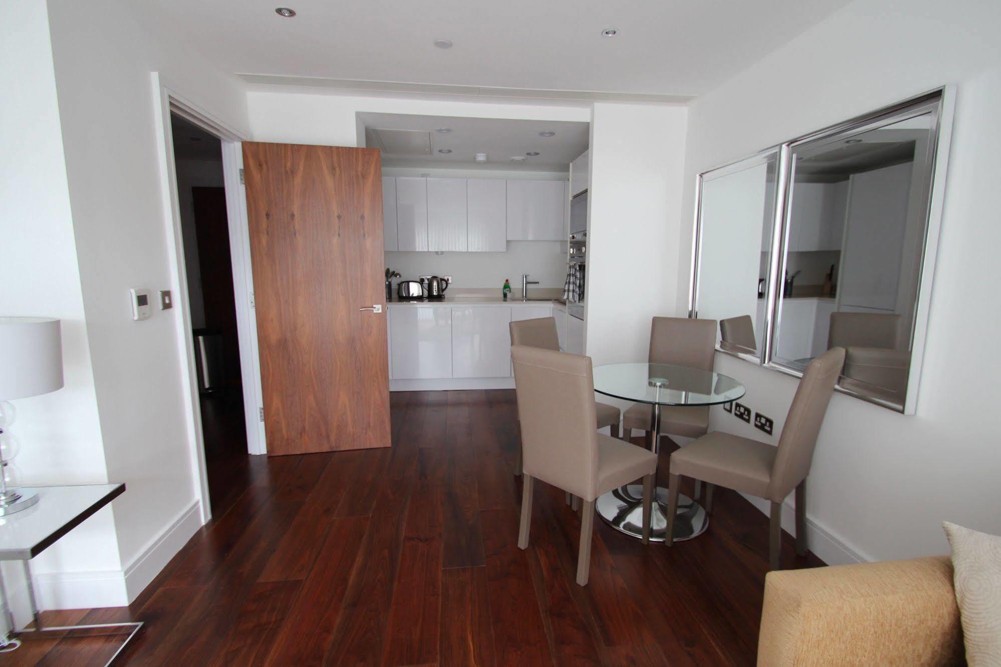 Apartment Protem Lincoln Plaza *