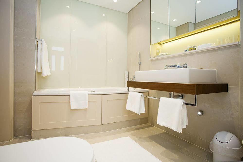 Apartment The By The Sloane Club London