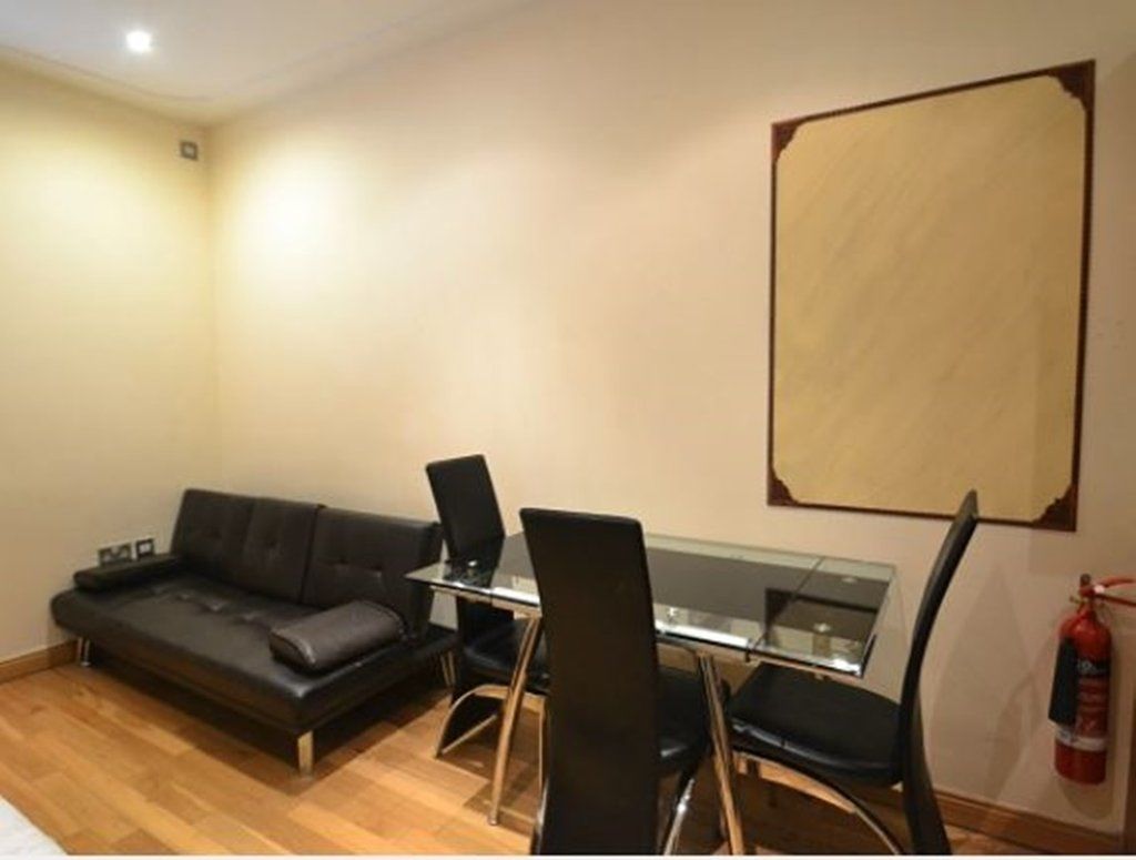 Apartment Hyde Park Superior *