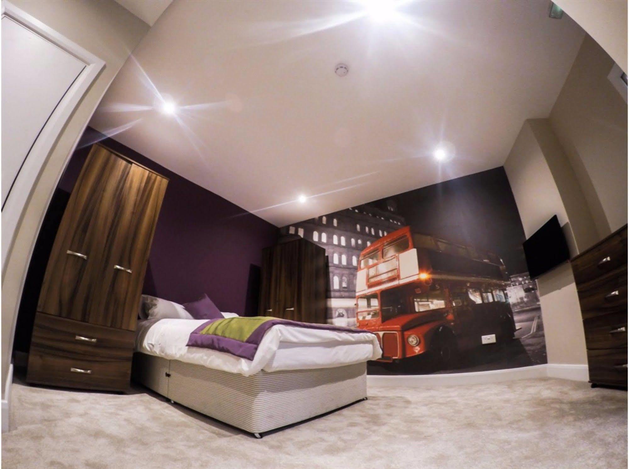 Hotel Oyo The Arch, Wembly Stadium 3*