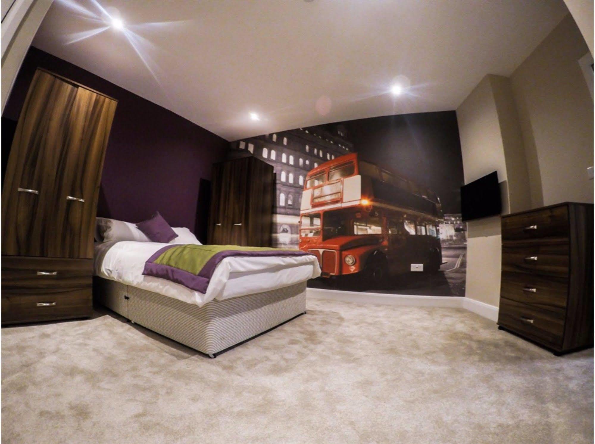 Oyo The Arch, Wembly Stadium Hotel 3*