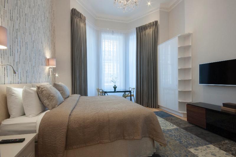 17 Hertford Street Aparthotel London