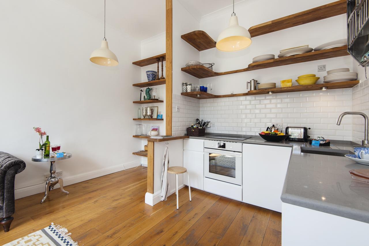 Bright Talbot Road Apartment London