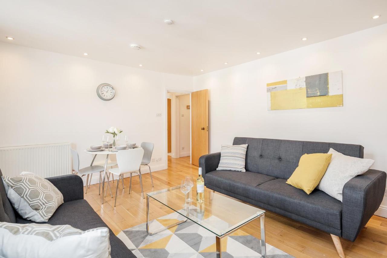 Great Mayfair Apartment,sleeps 6 * London