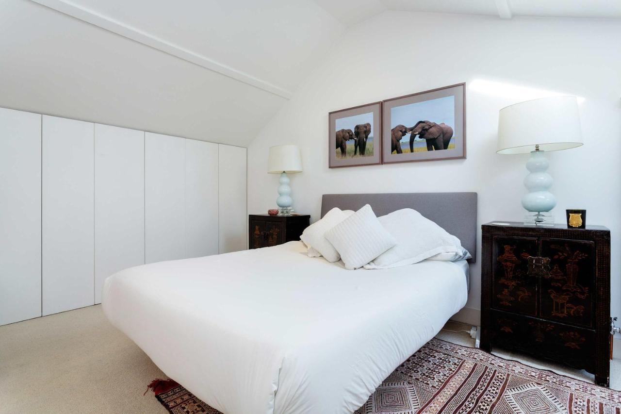 Veeve - Raise The Bar Apartment London