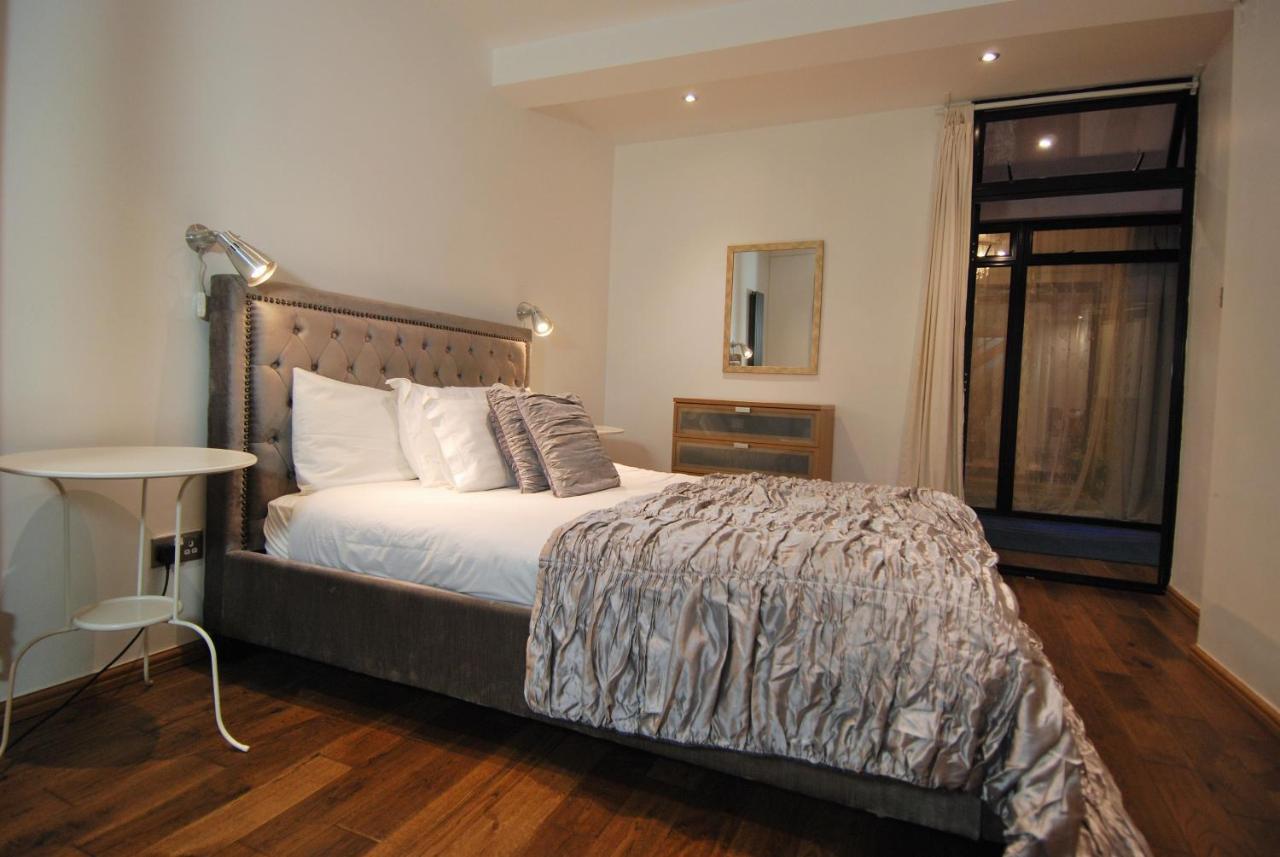 Destination 2 Three Apartment London