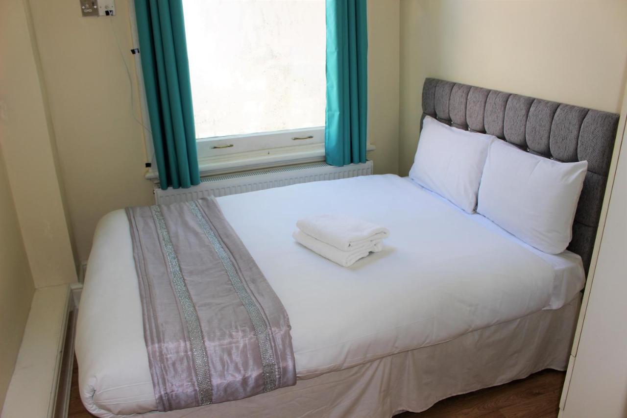 Regents Court Apartment