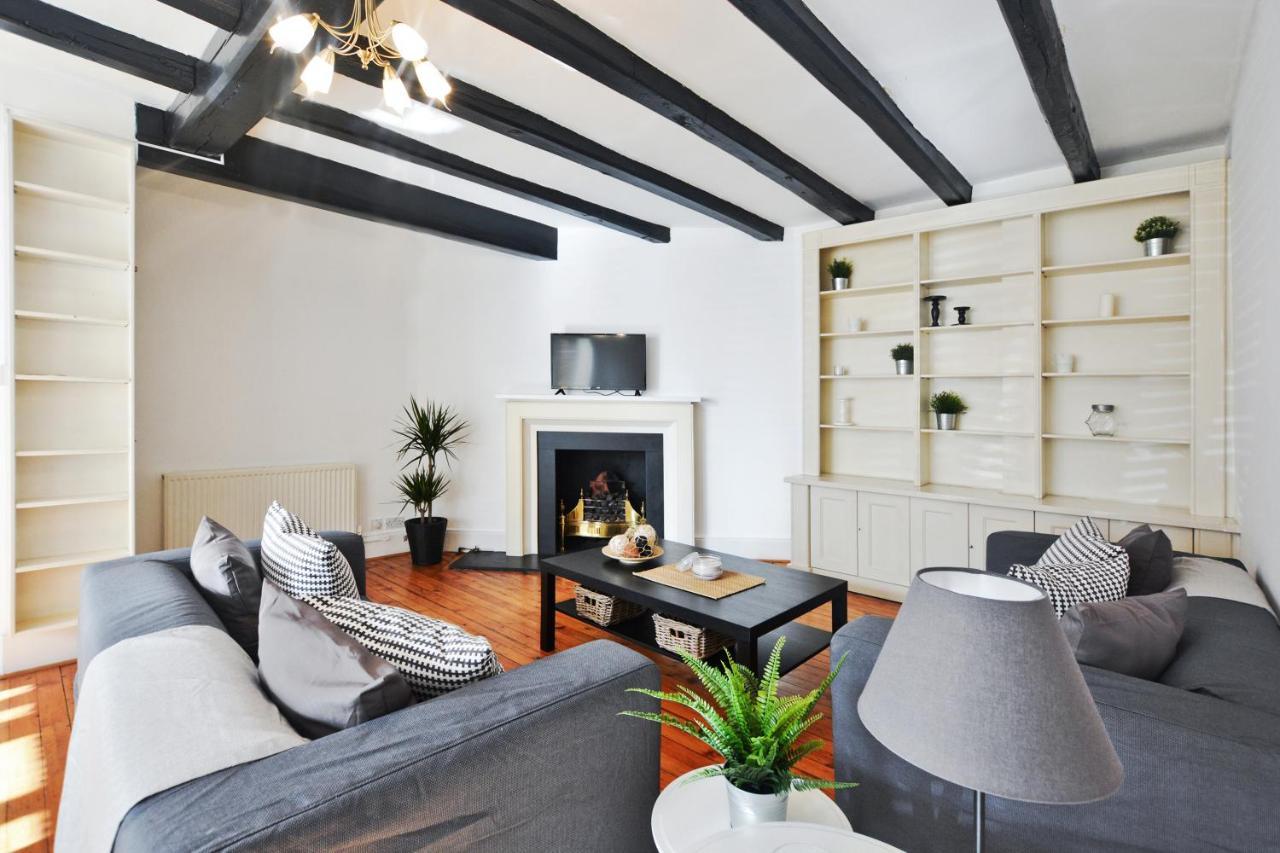 Luxury 3 Bedrooms Mews House In South Kensington