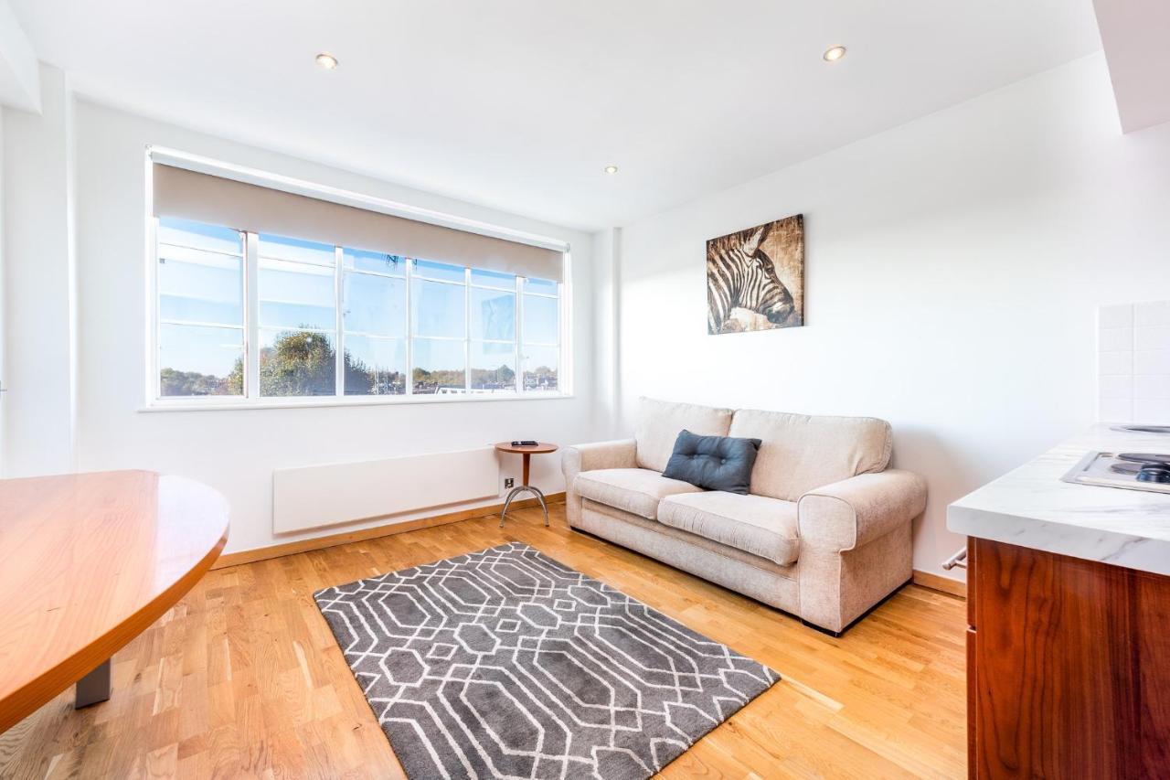 Roland House 3* London