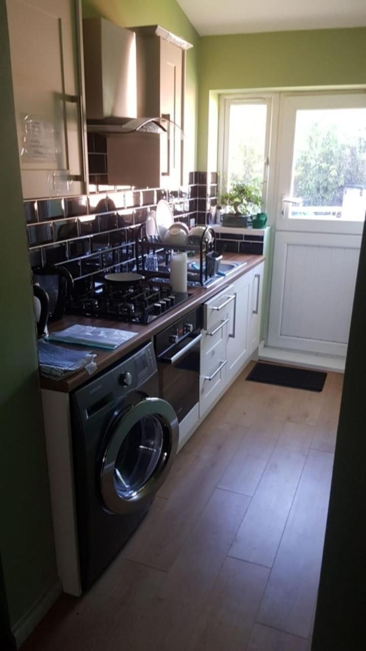 Beautiful Near Excel Center Homestay