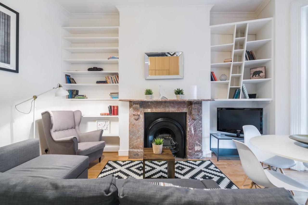 Apartment 2br Spacious Flat In West Kensington Fits 6! *