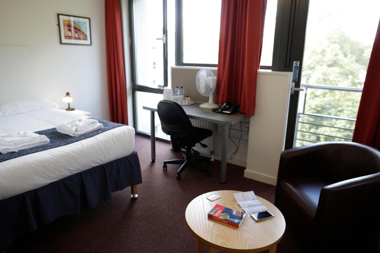 Apartment Princes Gardens