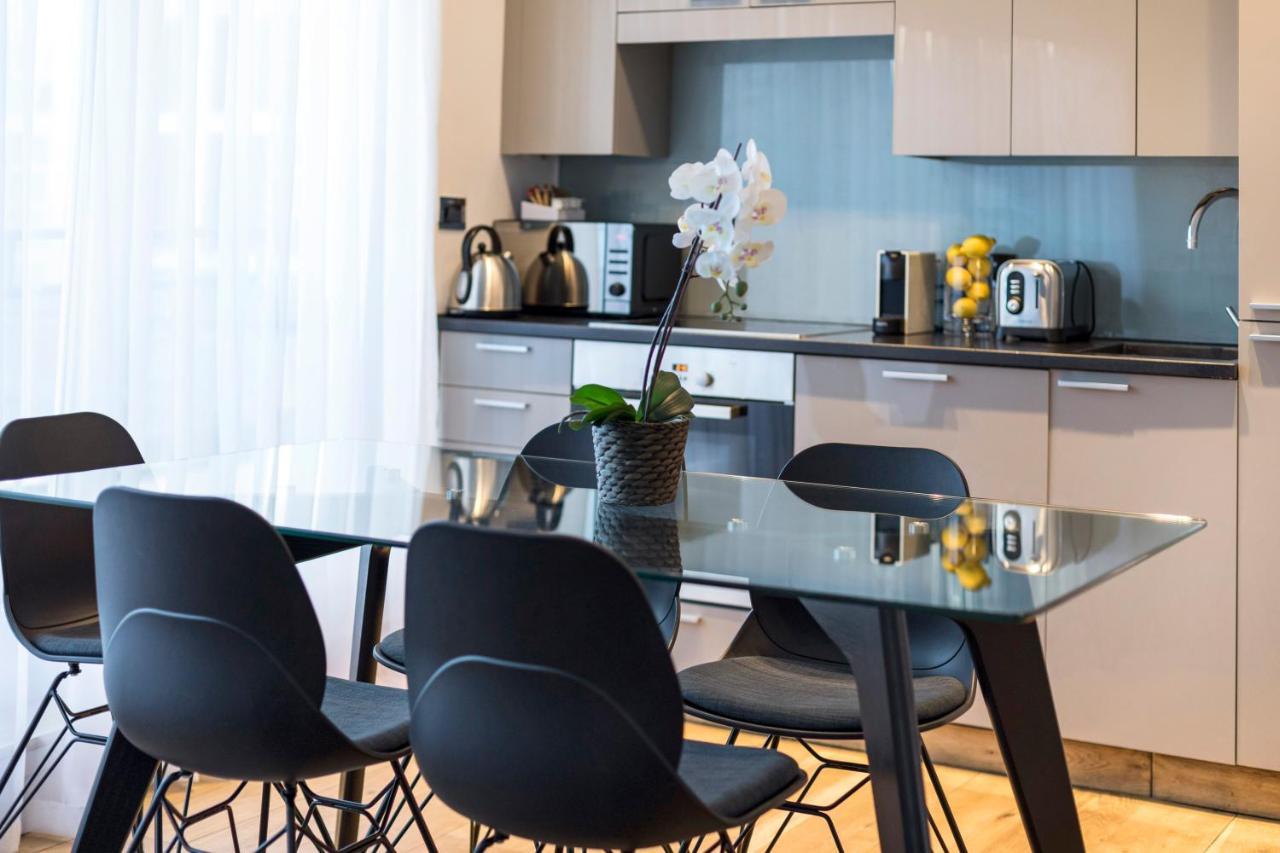 Apartment Aspen Regis Kensington London