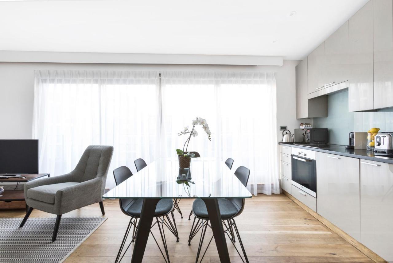 Apartment Aspen Regis Kensington London