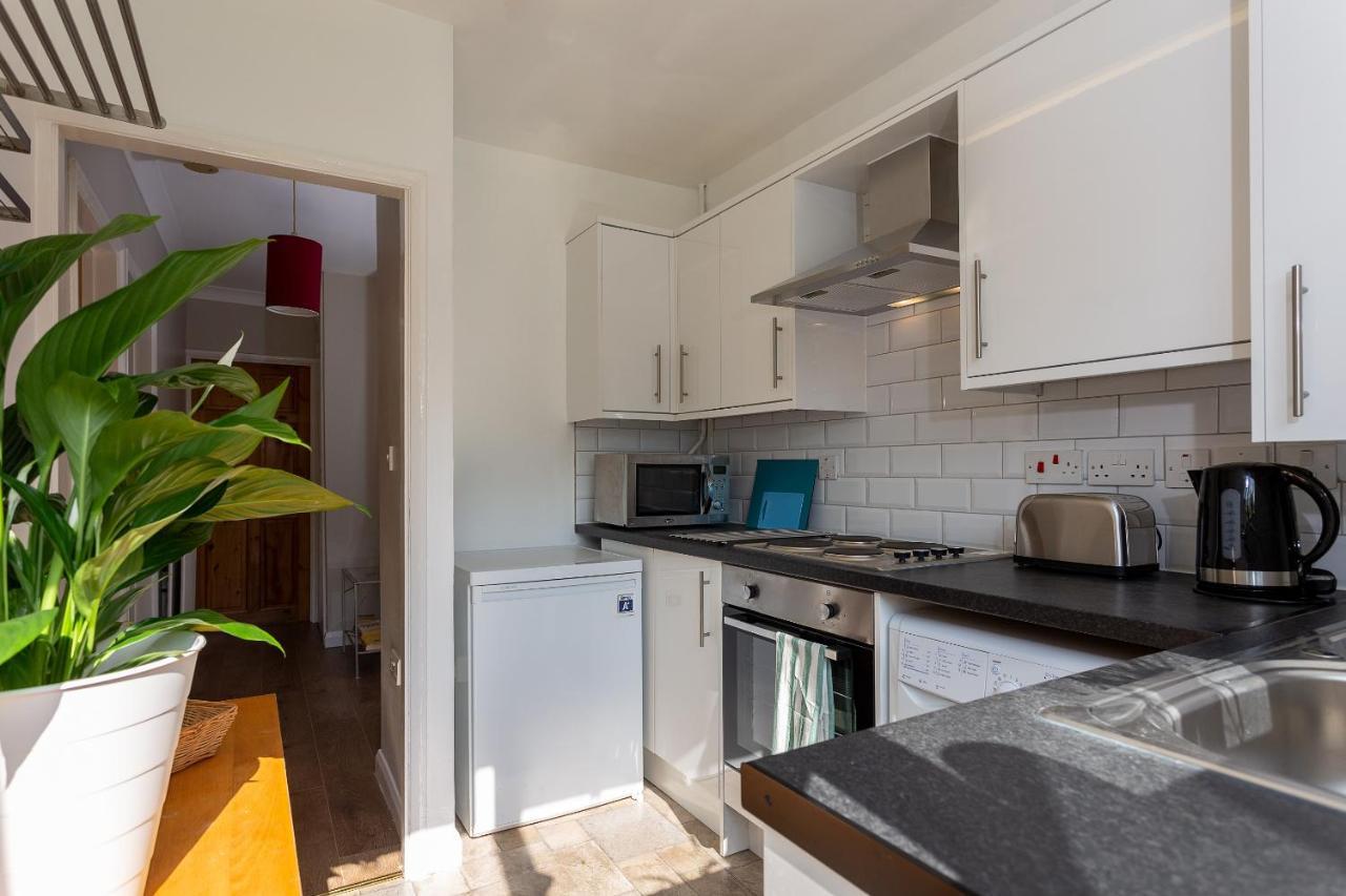Fantastic 2bd Garden Flat In South London! * London