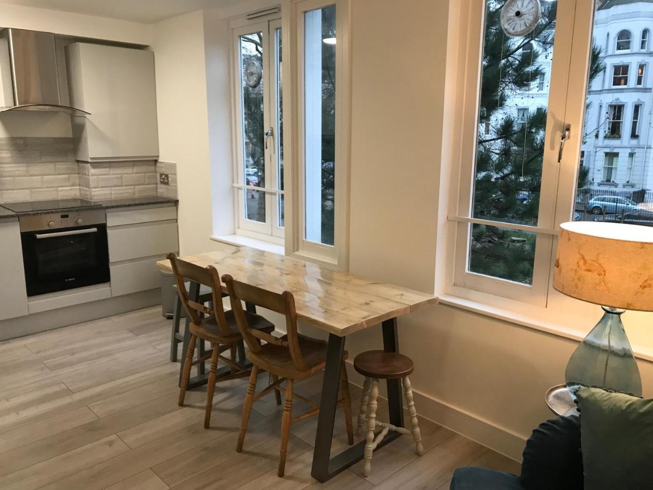 Apartment Powis Square *
