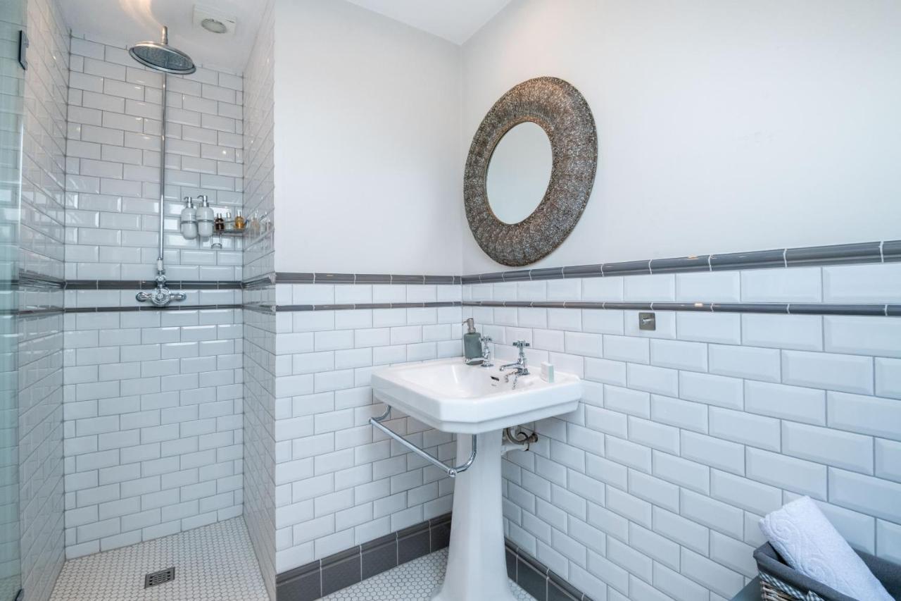 Holiday home Immaculate Designer In Wandsworth London