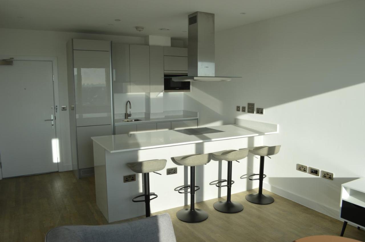Access Canada Water Apartment