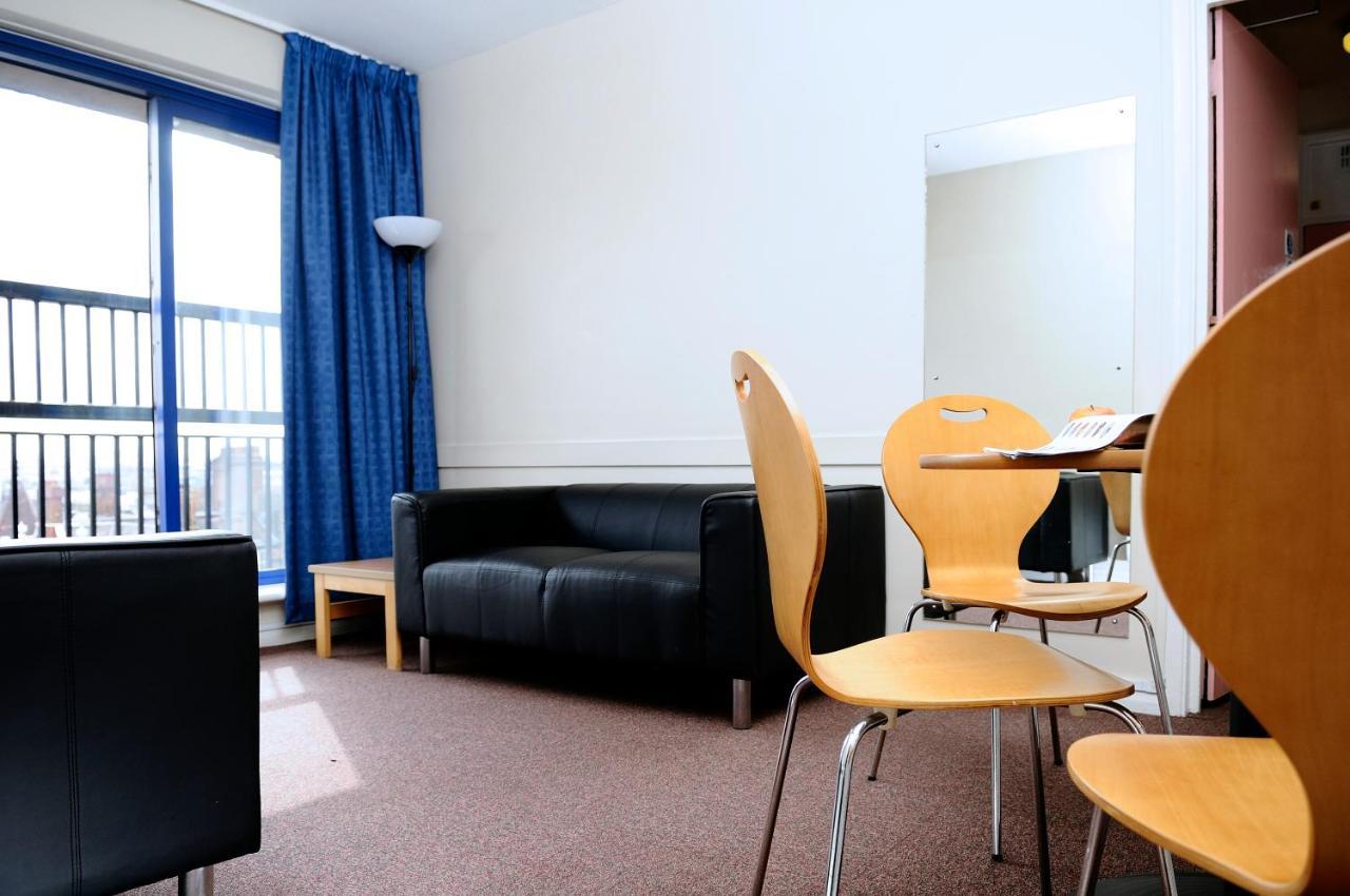 Park House Apartment *