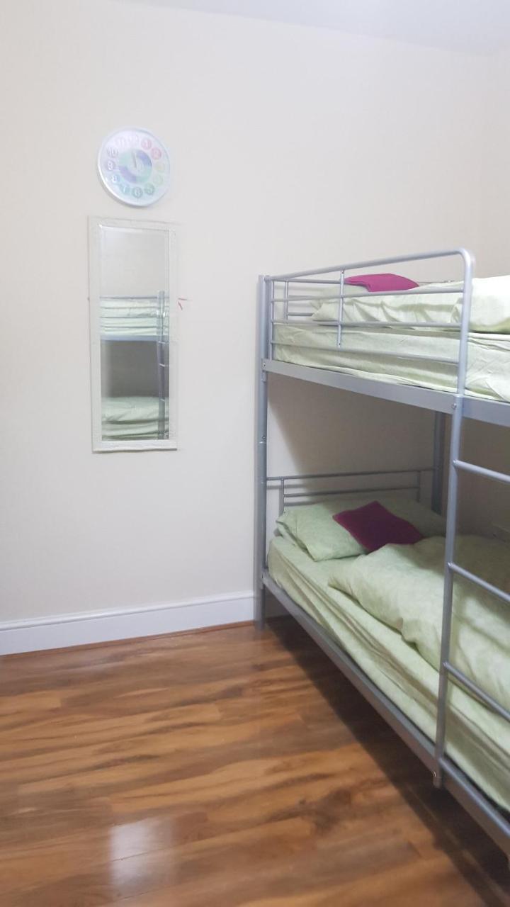 Upton Park Bed and breakfast *