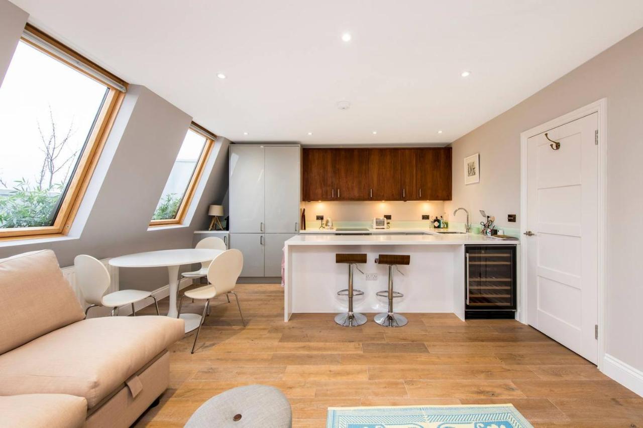 Charming Close To Notting Hill London